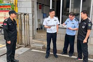 阿雷奥拉：我们正在把西汉姆推向队史最高舞台，希望再拿冠军